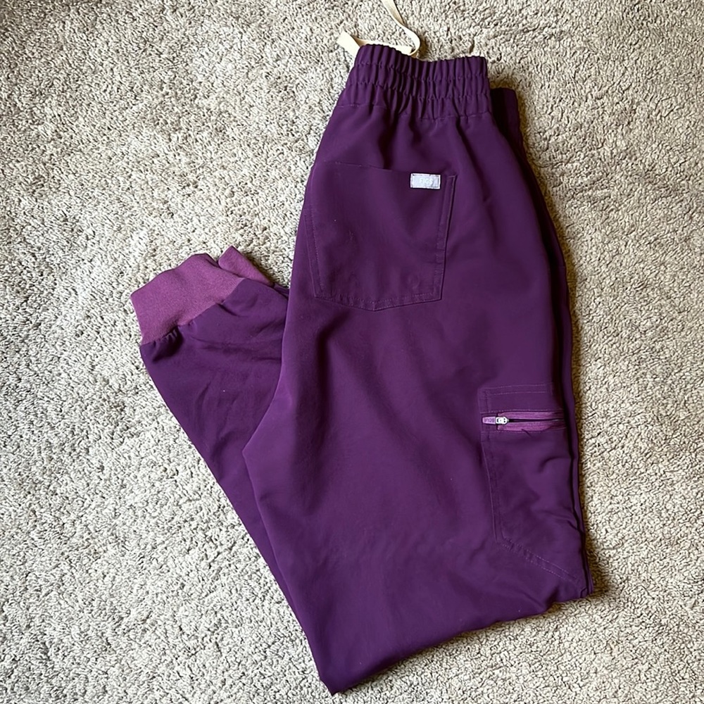 Deep purple figs jogger